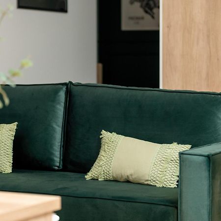 Cozy Studio With Parking In Poznan By Noclegi Renters Exterior foto